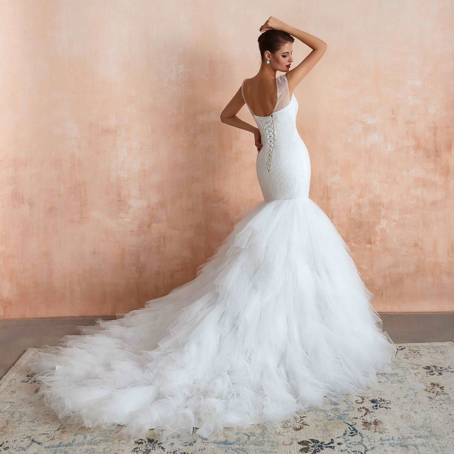 Fishtail Skirt Wedding Dress - Elder's Elegant Touch